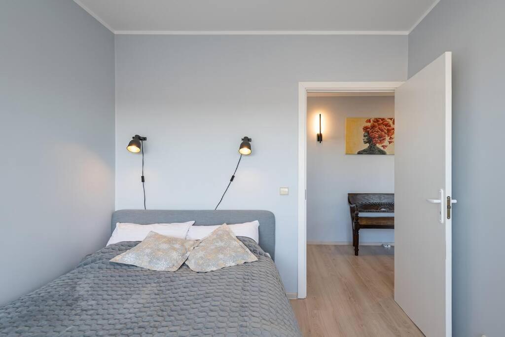Central 2 Bd Apartment By Hostlovers Kaunas Ngoại thất bức ảnh
