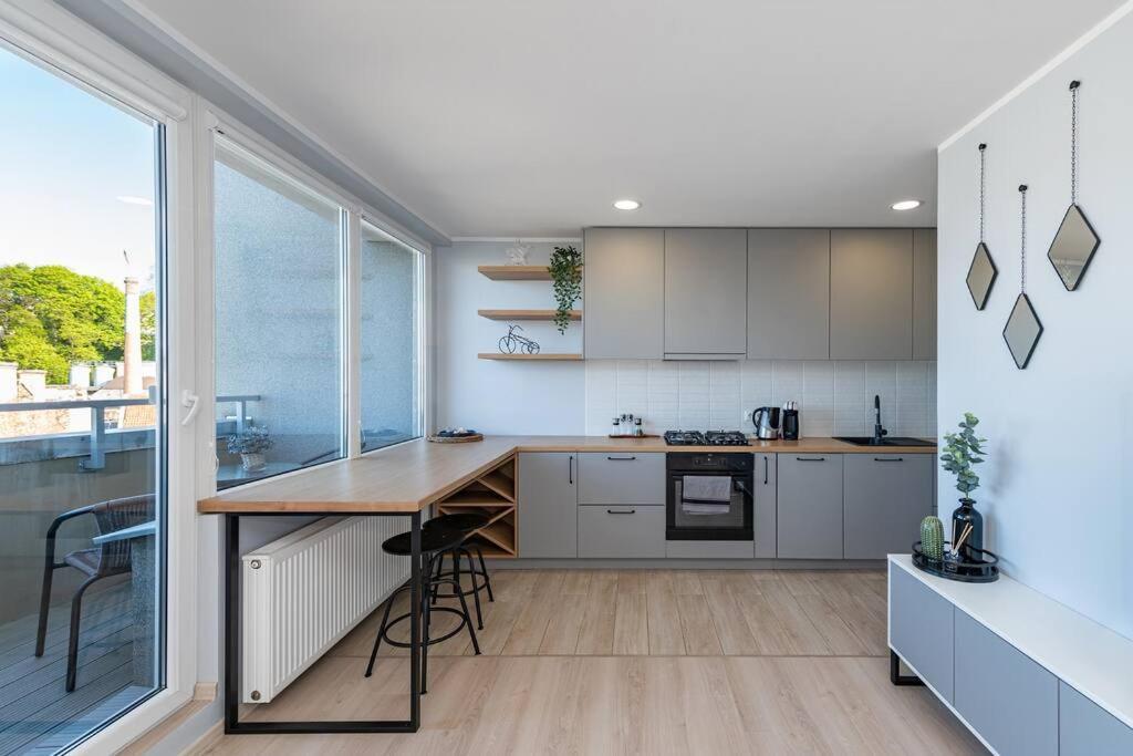 Central 2 Bd Apartment By Hostlovers Kaunas Ngoại thất bức ảnh
